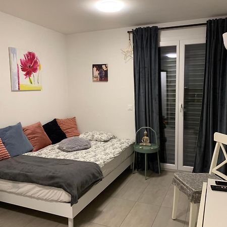 Studio Doux Rayon Lausanne Luaran gambar